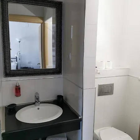 Bellevue 3* Vis