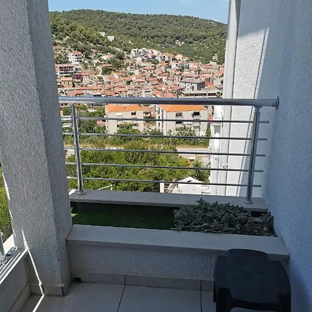 Bellevue Guest house 3*