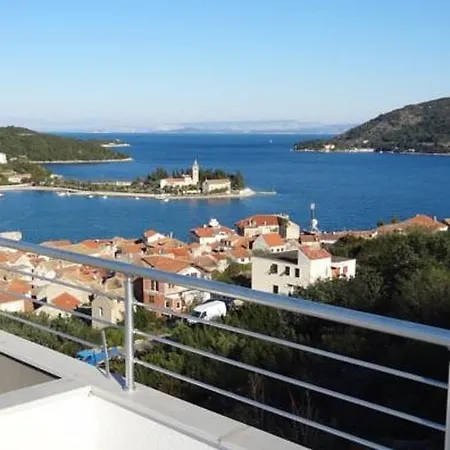 Bellevue 3* Vis